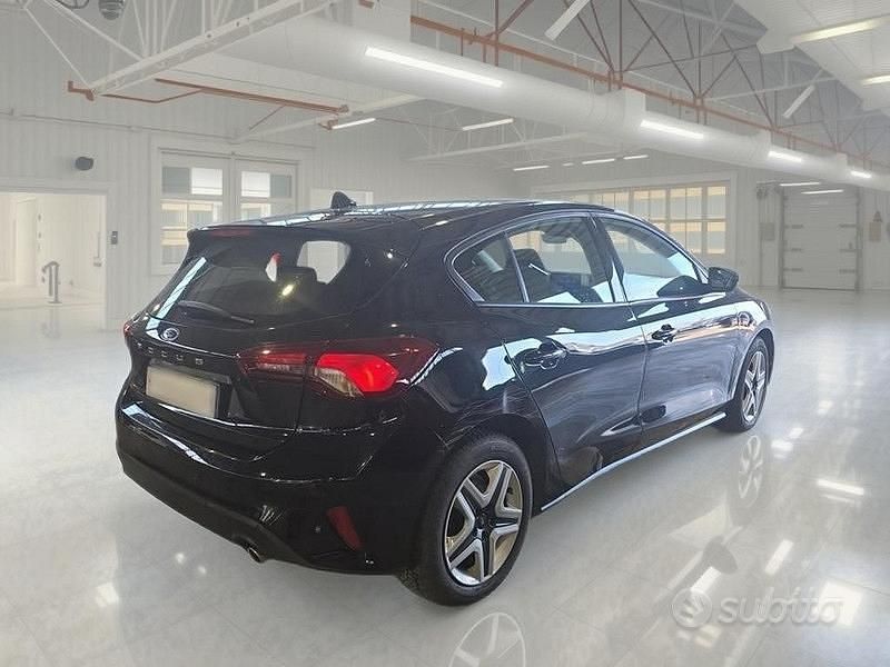 Usata Ford Focus Business Edition 120 CV (88 kW) 2022 Nero Berlina