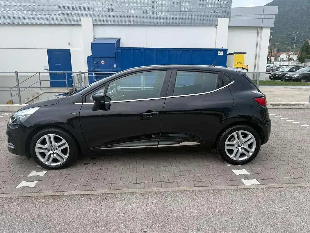 Usata Renault Clio IV 75 CV (55 kW) 2018 Nero Berlina