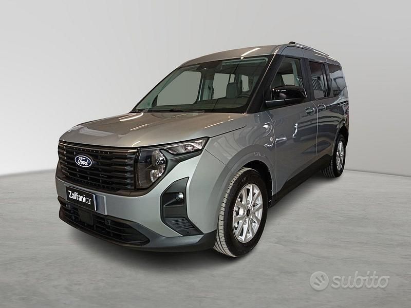 Usata Ford Tourneo Courier Titanium 125 CV (91 kW) 2025 Marrone Monovolume