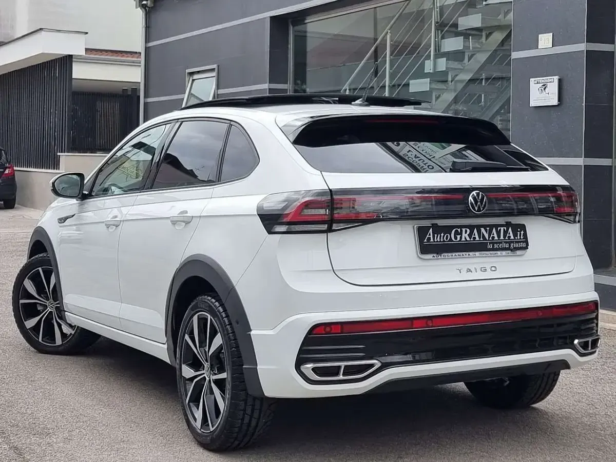 Usata VW Taigo R-line 110 CV (80 kW) 2023 Bianco SUV