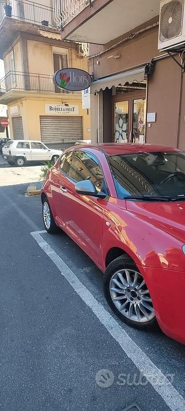 Usata Alfa Romeo MiTo 95 CV (69 kW) 2013 Rosso Utilitaria