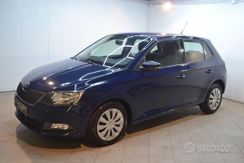 Usata Skoda Fabia Business Line 90 CV (66 kW) 2016 Blu Berlina