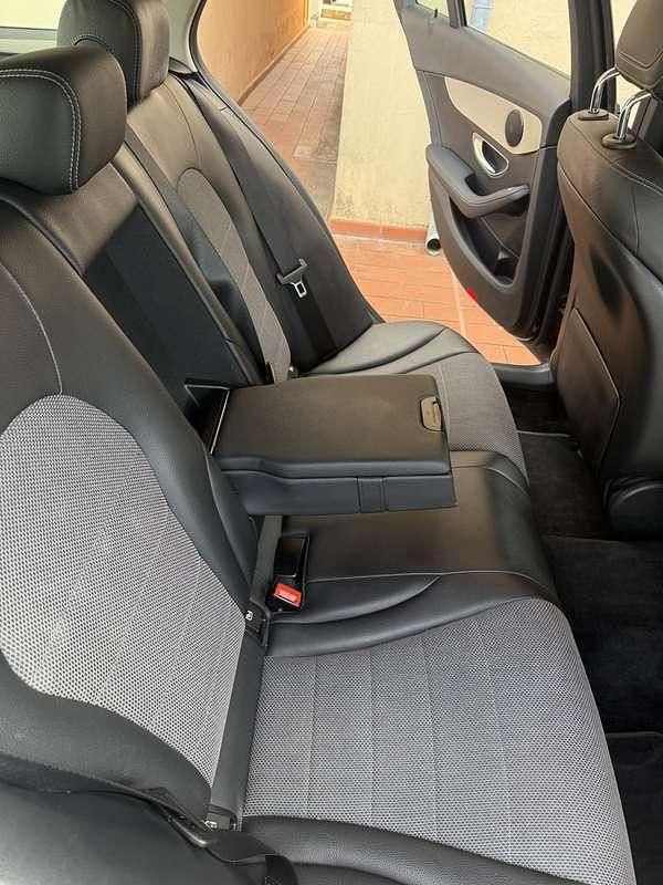 Usata Mercedes C220 Premium 194 CV (142 kW) 2019 Nero Station wagon