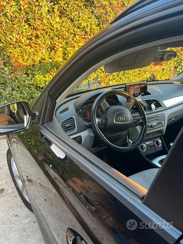 Usata Audi Q3 125 CV (91 kW) 2012 Nero SUV