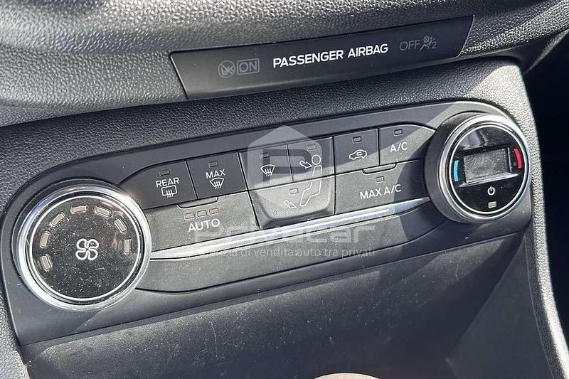 Usata Ford Fiesta ST-Line 99 CV (72 kW) 2018 Grigio Utilitaria