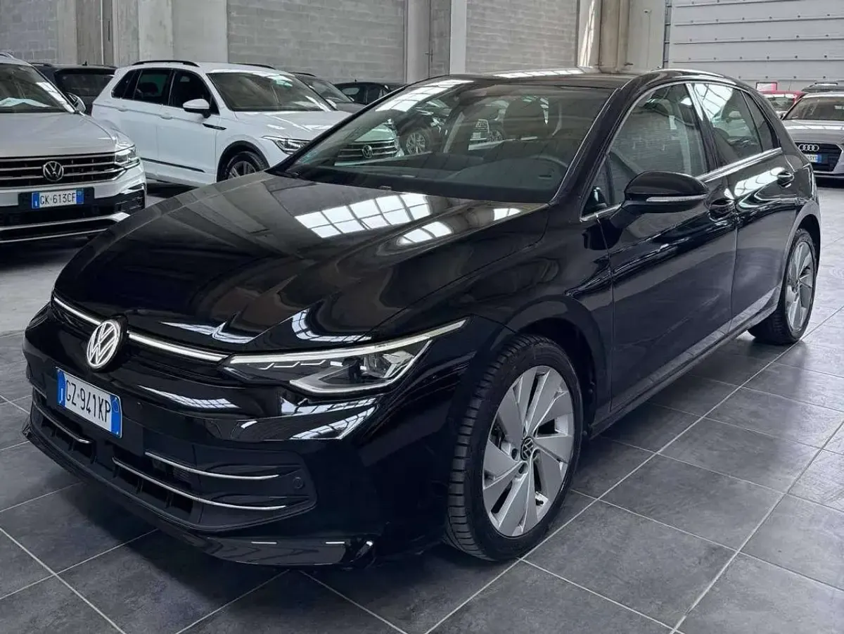 Usata VW Golf VIII Style 150 CV (110 kW) 2025 Nero Berlina
