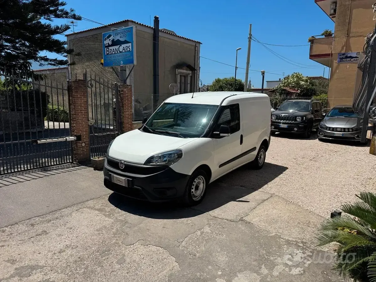 Usata Fiat Doblò 95 CV (69 kW) 2021 Monovolume