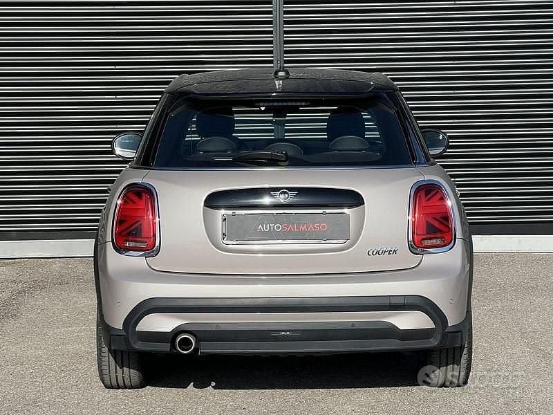 Usata Mini Cooper Business 136 CV (100 kW) 2024 Grigio Utilitaria