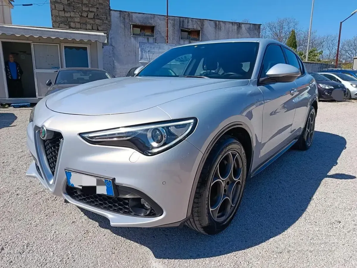 Usata Alfa Romeo Stelvio Ti 209 CV (153 kW) 2021 Grigio SUV