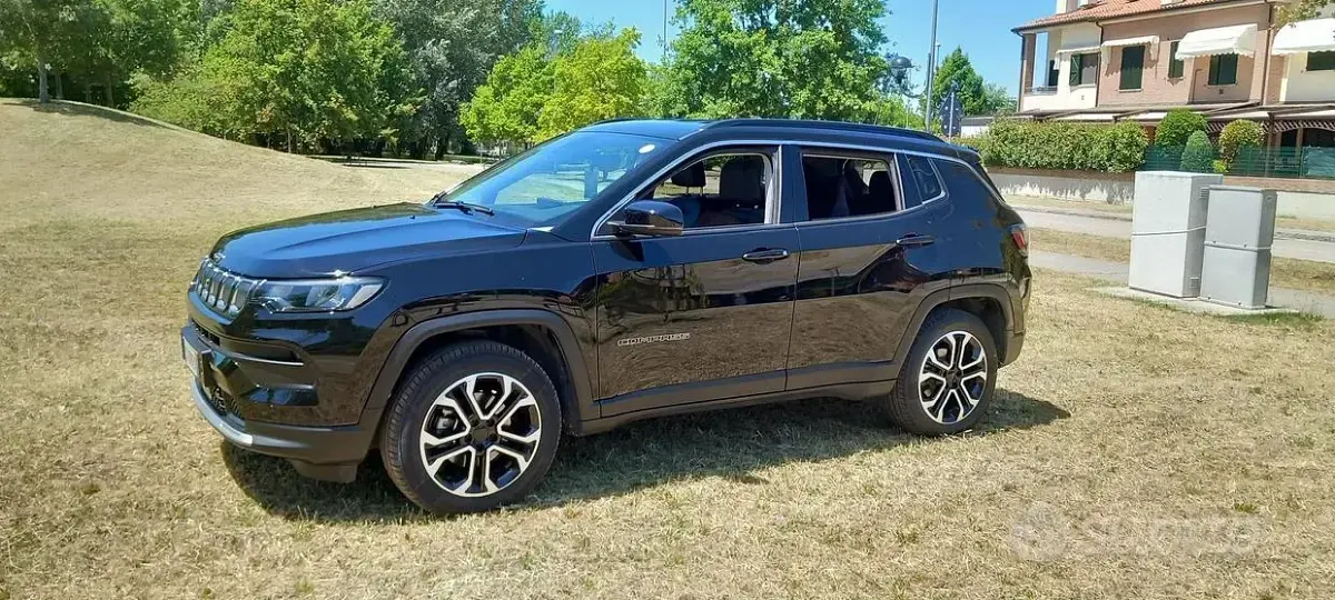 Usata Jeep Compass Limited 131 CV (96 kW) 2024 Nero SUV