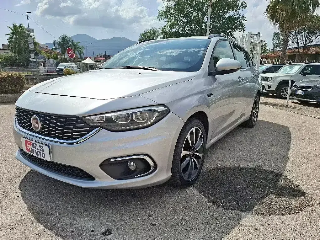 Usata Fiat Tipo Lounge 120 CV (88 kW) 2019 Grigio Station wagon