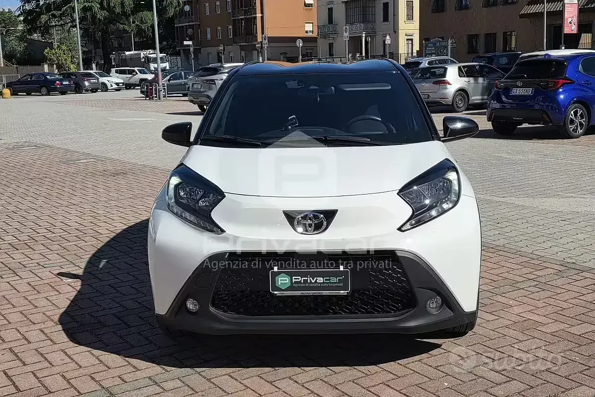 Usata Toyota Aygo X Trend 72 CV (52 kW) 2024 Bianco SUV