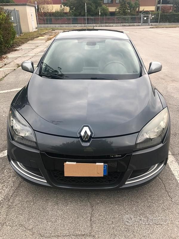 Usata Renault Mégane 110 CV (80 kW) 2011 Berlina