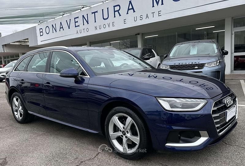 Usata Audi A4 Advanced Plus 163 CV (119 kW) 2023 Blu/azzurro Station wagon