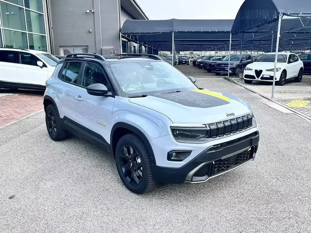 Novo Jeep Avenger North 136 HP (100 kW) 2026 Cinzento SUV