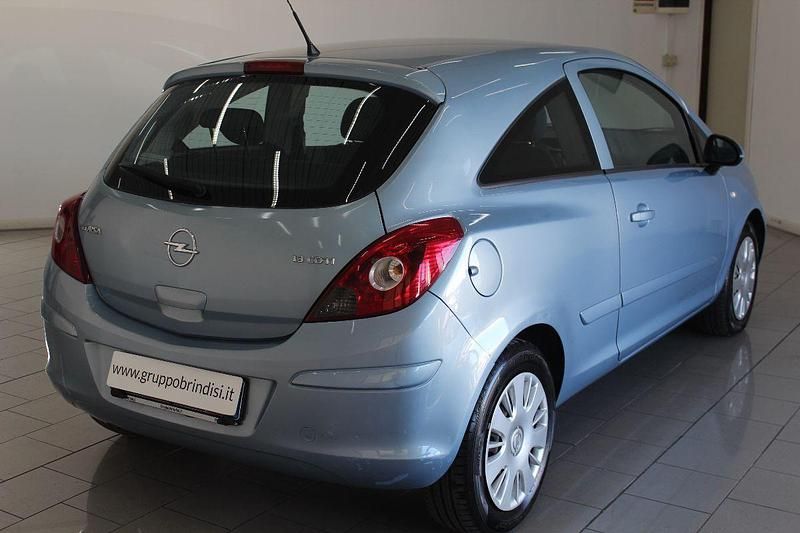 Usata Opel Corsa Club 75 CV (55 kW) 2008 Blu Utilitaria