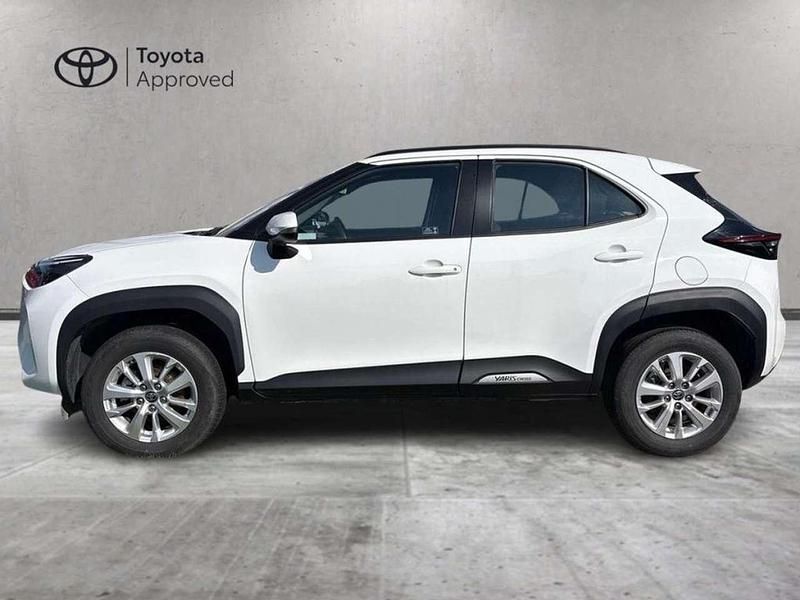 Usata Toyota Yaris Cross Active 92 CV (67 kW) 2024 Bianco SUV