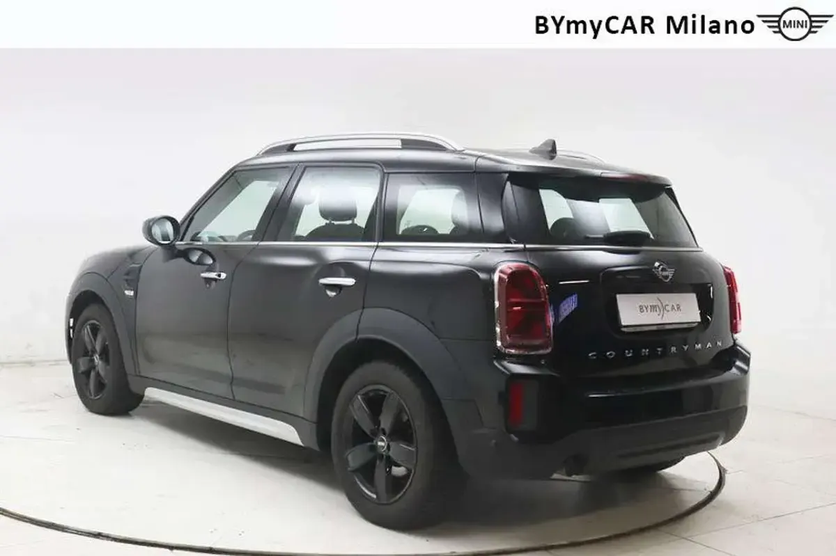 Usata Mini One D Countryman Business 116 CV (85 kW) 2020 Midnight black metallizzato SUV