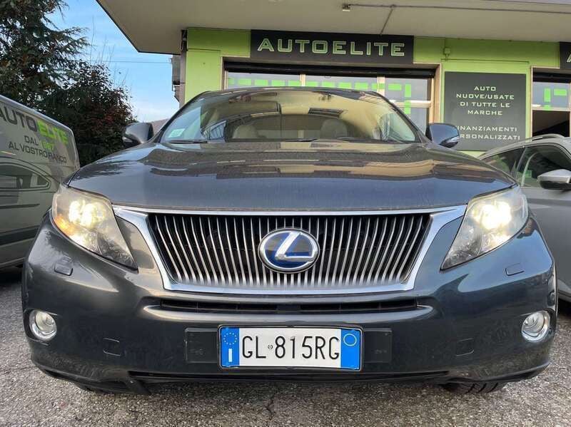 Usata Lexus RX450h Ambassador 249 CV (183 kW) 2011 Grigio SUV