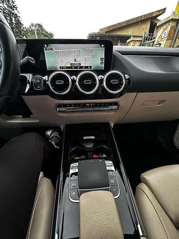Usata Mercedes B180 Executive 116 CV (85 kW) 2020 Nero Utilitaria