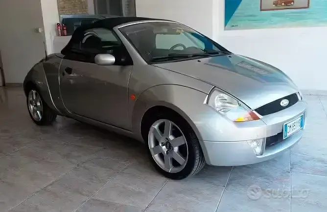 Usata Ford StreetKa 95 CV (69 kW) 2004 Grigio Cabrio