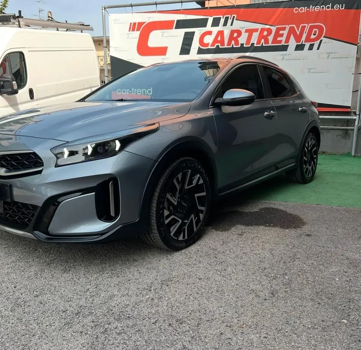 Usata Kia XCeed 136 CV (100 kW) 2022 Grigio SUV