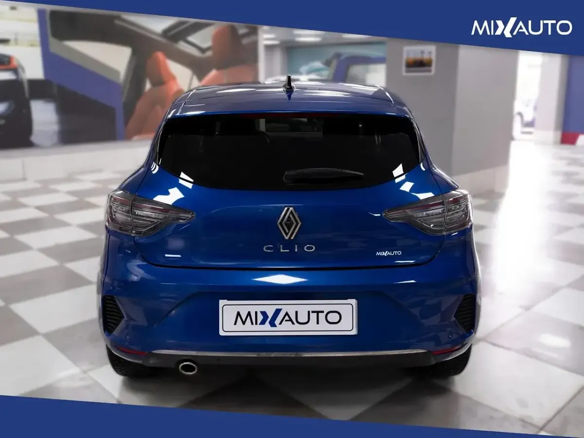 Usata Renault Clio V Techno 91 CV (66 kW) 2025 Blu Berlina