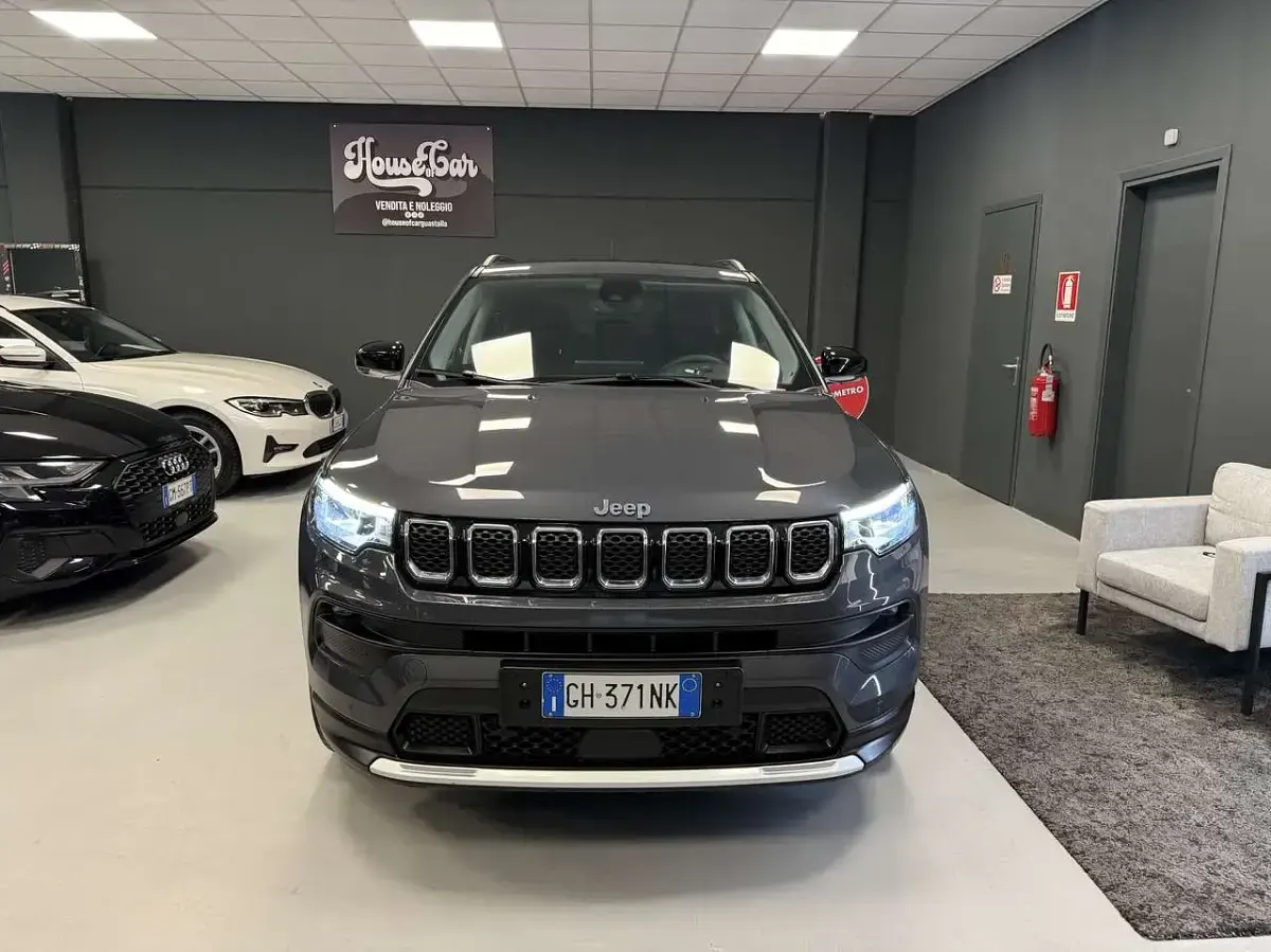 Usata Jeep Compass Limited 131 CV (96 kW) 2021 Graphite grey SUV