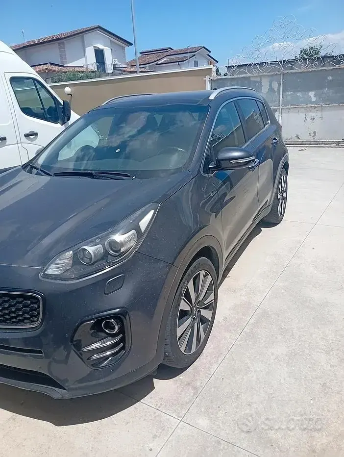 Usata Kia Sportage 116 CV (85 kW) 2016 Grigio SUV