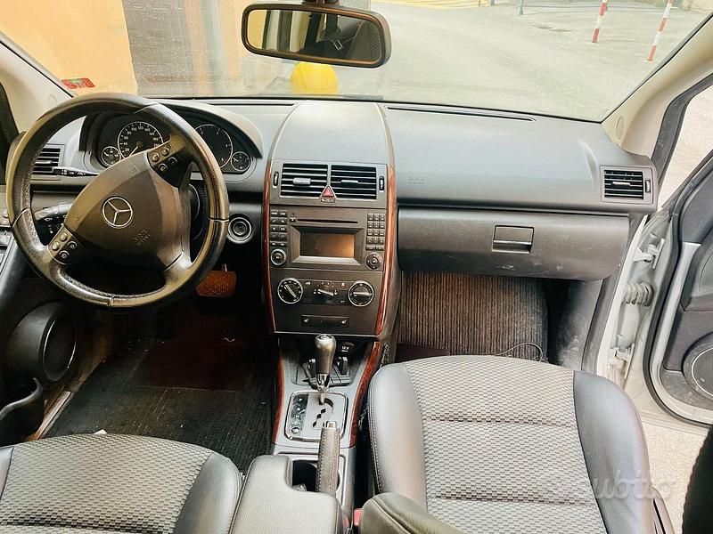 Usata Mercedes A180 Elegance 2009 Grigio Coupé