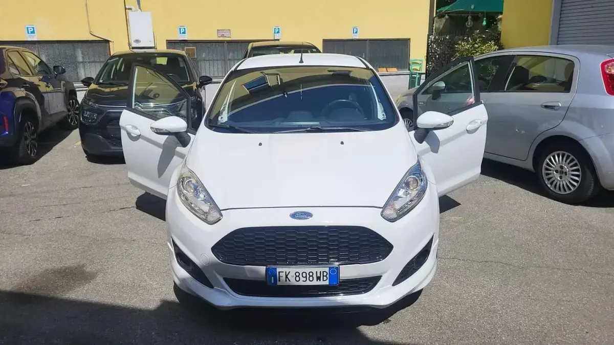 Usata Ford Fiesta ST-Line 75 CV (55 kW) 2017 Utilitaria