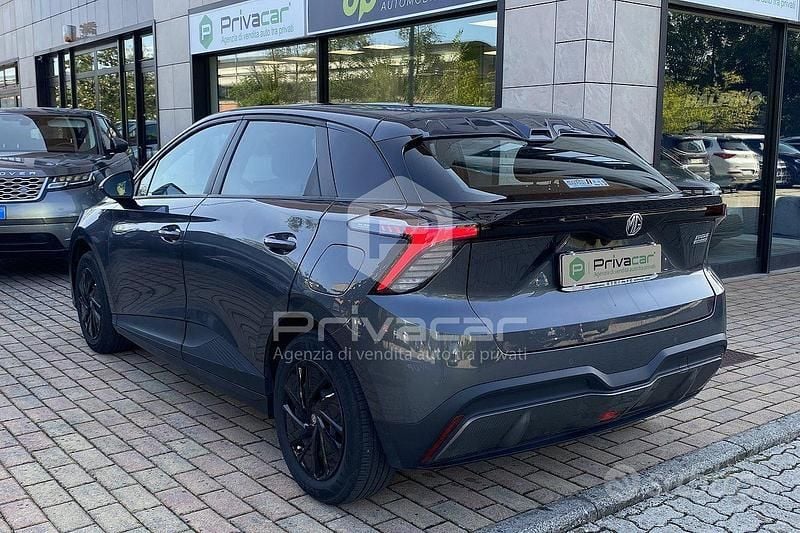 Usata MG MG4 EV 125 kW (170 CV) 2023 Grigio Utilitaria