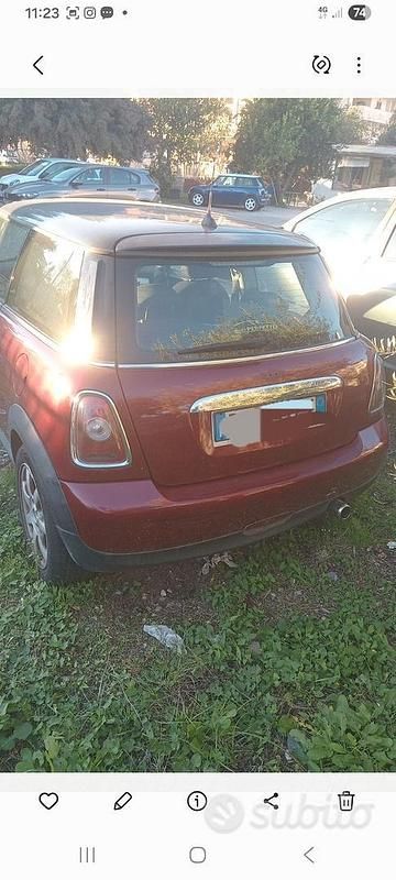Usata Mini Cooper 109 CV (80 kW) 2009 Rosso Utilitaria