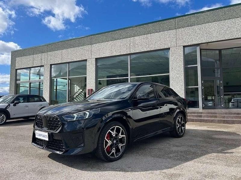 Blacksapphire metallic Usata 2025 BMW X2 M Sport SUV | 50.990 € (Super prezzo) - Immagine 1/4