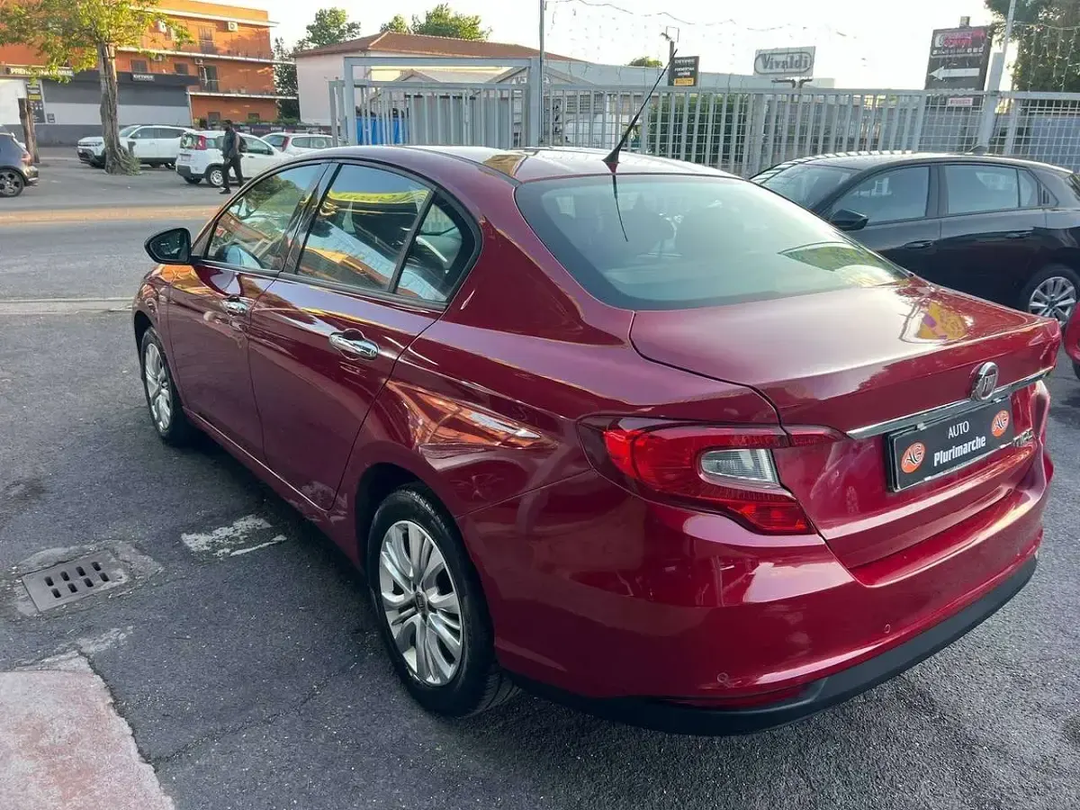 Usata Fiat Tipo Business 95 CV (69 kW) 2016 Rosso Berlina