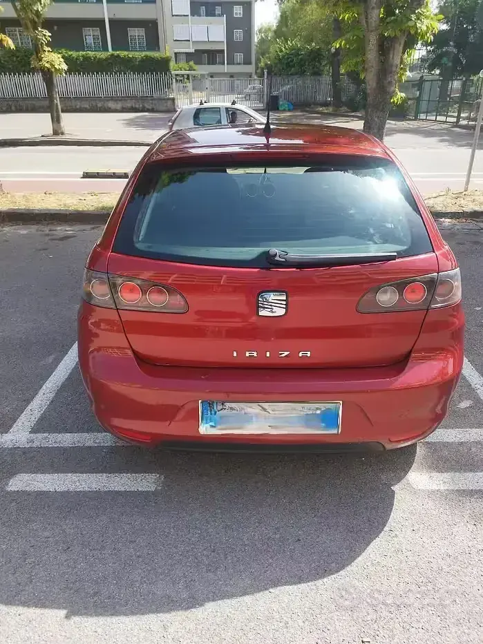 Usata Seat Ibiza 80 CV (58 kW) 2007 Rosso Utilitaria