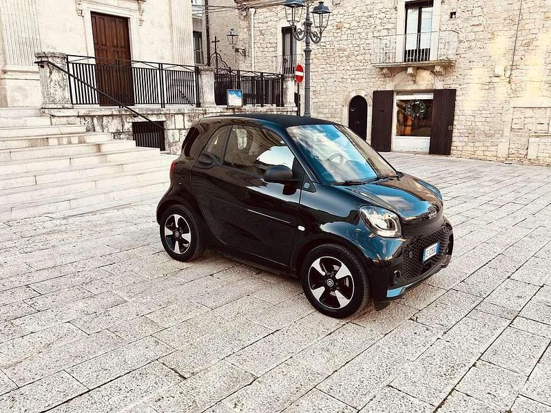 Usata Smart ForTwo Coupé 41 kW (56 CV) 2021 Utilitaria