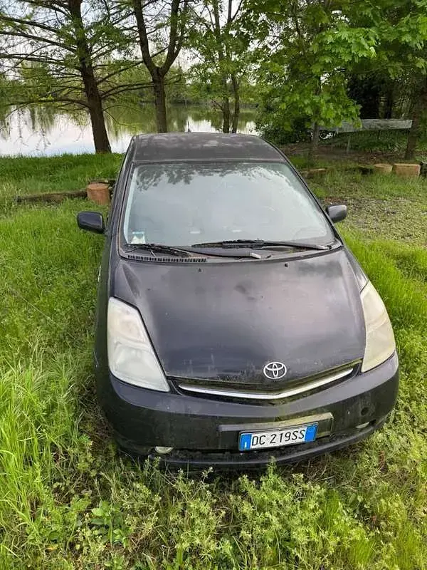 Usata Toyota Prius 77 CV (56 kW) 2006 Nero Utilitaria