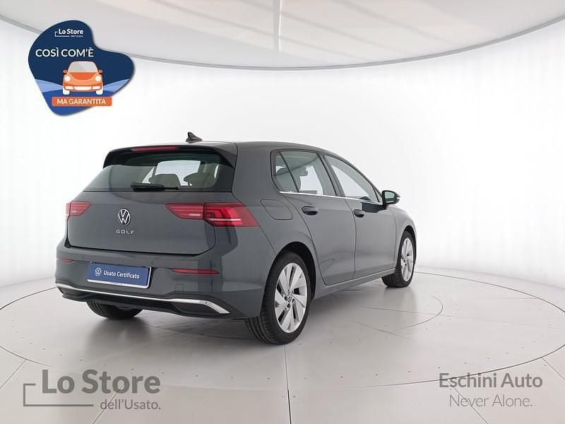 Usata VW Golf VIII Style 150 CV (110 kW) 2025 Dolphin grey metallizzato Berlina