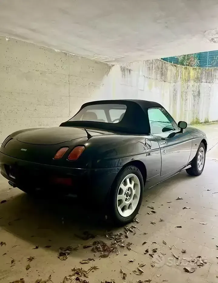 Usata Fiat Barchetta 131 CV (96 kW) 1996 Nero Cabrio