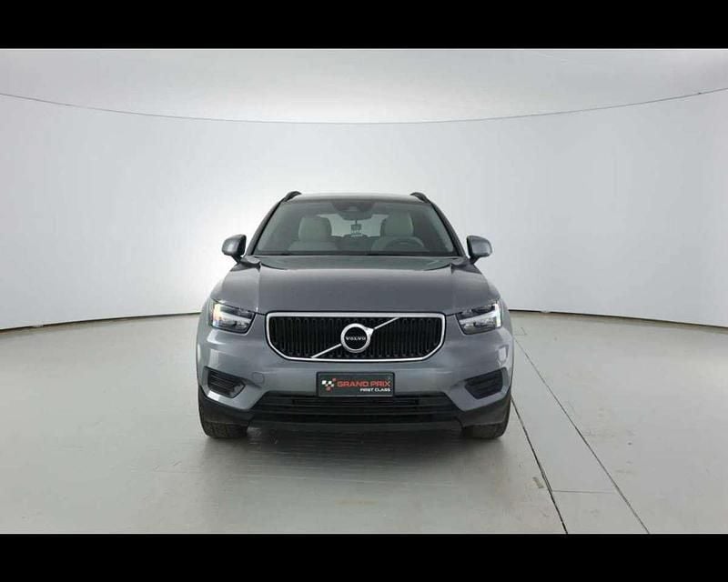 Grigio Usata 2018 Volvo XC40 Business Edition SUV | 18.200 € (Super prezzo) - Immagine 1/4