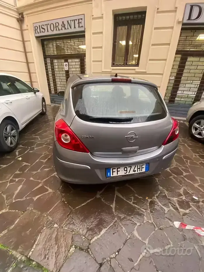 Usata Opel Corsa 80 CV (58 kW) 2009 Utilitaria