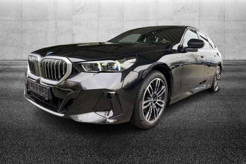 Nero Usata 2025 BMW 540 M Sport Station wagon | 65.950 € - Immagine 1/4