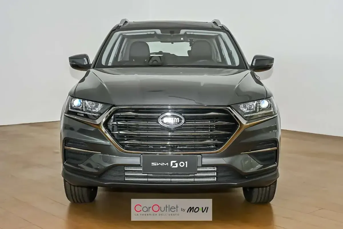 Nuova SWM G01 133 CV (97 kW) 2026 Grigio SUV
