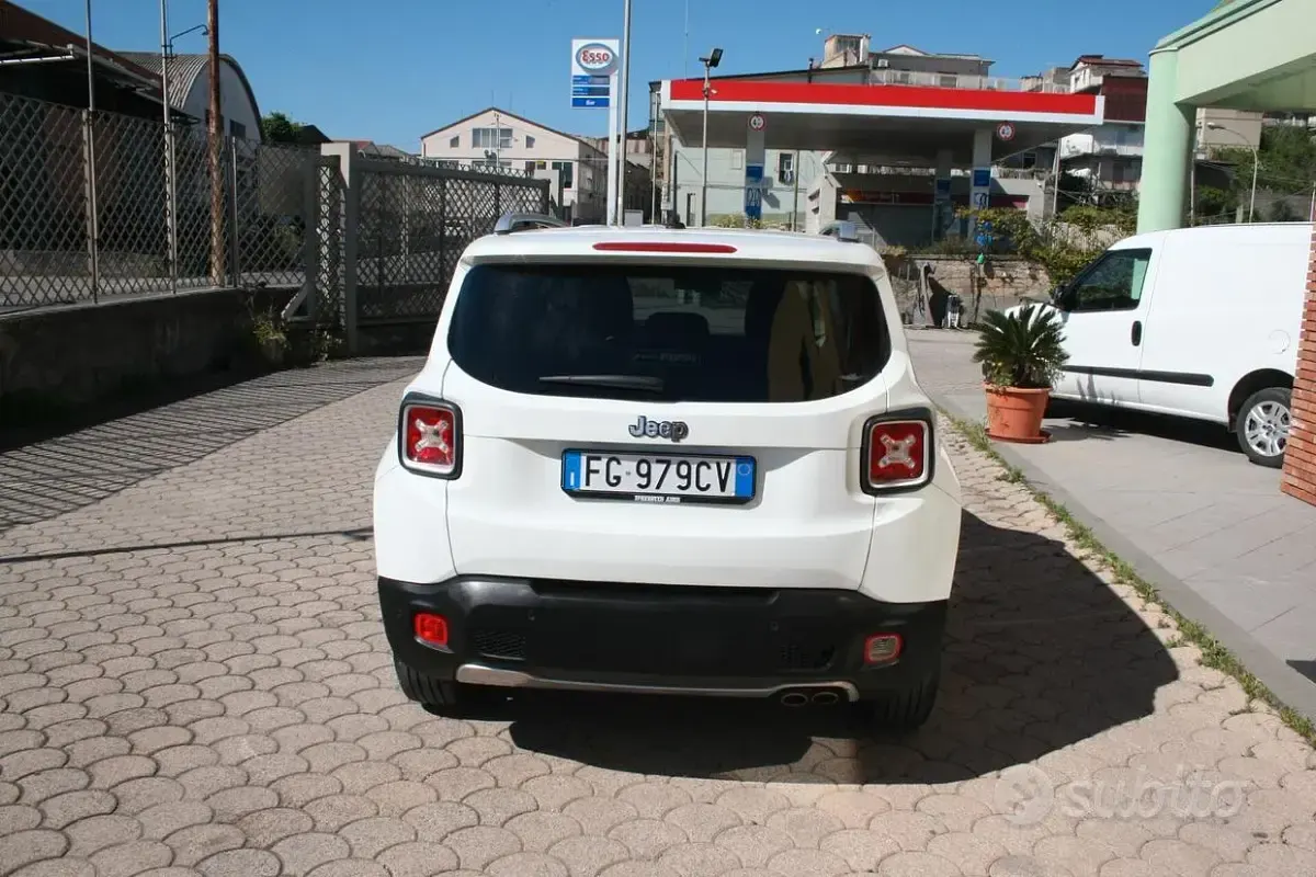 Usata Jeep Renegade Limited 120 CV (88 kW) 2017 Bianco SUV