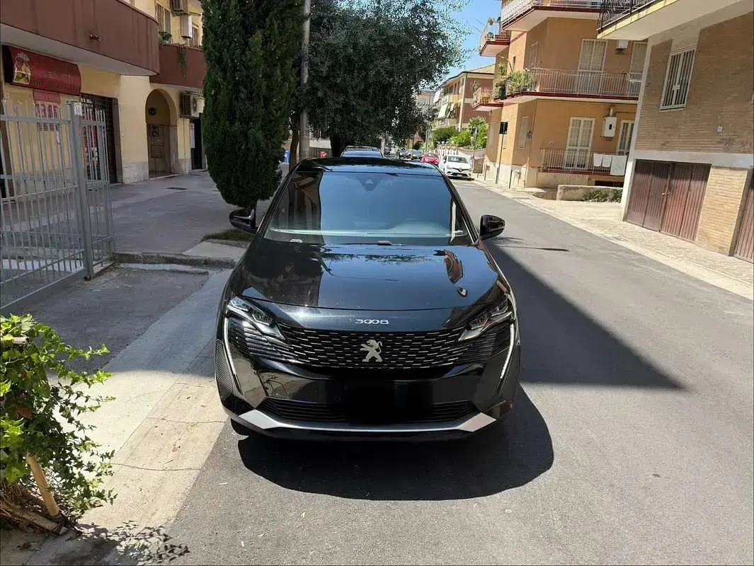 Usata Peugeot 3008 Allure 131 CV (96 kW) 2024 Nero SUV