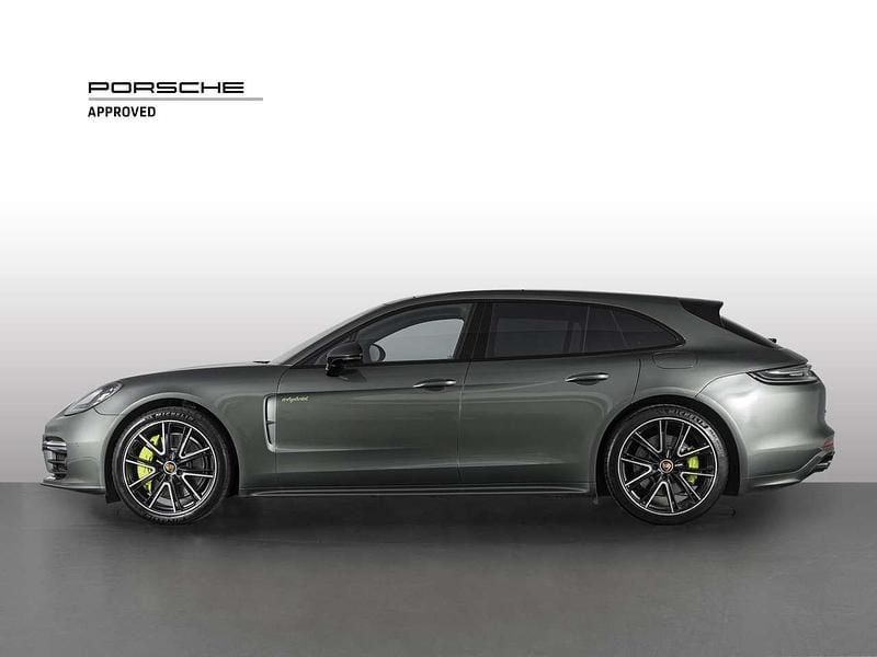 Usata Porsche Panamera 4 Platinum Edition 462 CV (339 kW) 2023 Verde aventurine metallizzato Berlina