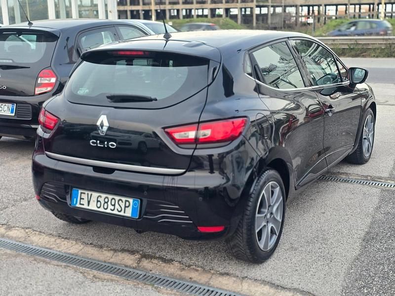 Usata Renault Clio IV 75 CV (55 kW) 2015 Nero Berlina