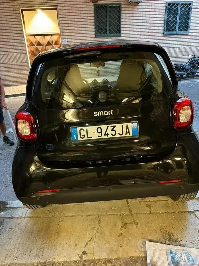 Usata Smart ForTwo Electric Drive 41 kW (56 CV) 2022 Nero Berlina