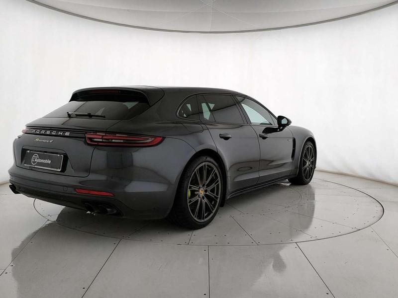 Usata Porsche Panamera 330 CV (242 kW) 2018 Bianco Berlina